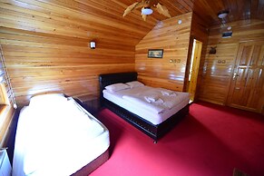Inanlar Deluxe Hotel & Bungalow