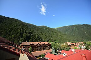 Inanlar Deluxe Hotel & Bungalow