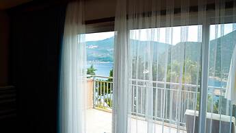 Happy Hotel Kalkan
