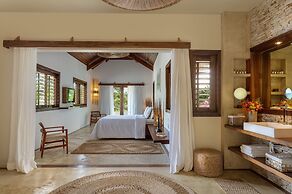 Villa Alegria - La Villa Group