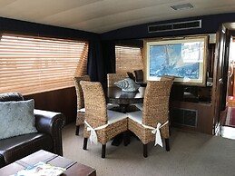 Southern Comfort Yacht