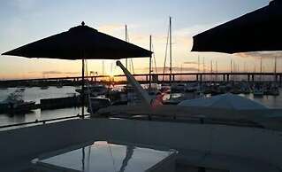 Southern Comfort Yacht