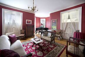 The Peter Herdic Inn