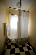 The Peter Herdic Inn