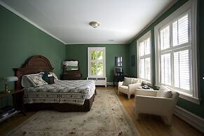 The Peter Herdic Inn