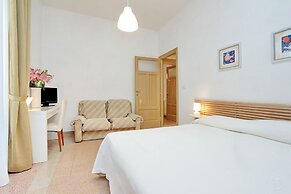 Authentic Family Apartment