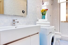 Authentic Family Apartment