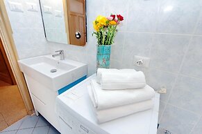 Authentic Family Apartment