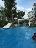 Luxury Beachfront Condo Hua Hin