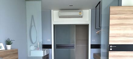 Luxury Beachfront Condo Hua Hin