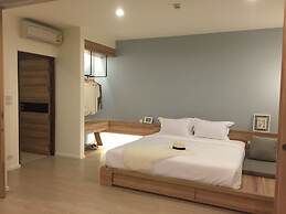 Luxury Beachfront Condo Hua Hin