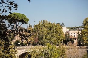 Palazzo Baj in Trastevere