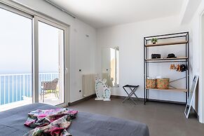 Villas d'Orlando - with private pool and sea view