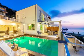 Villas d'Orlando - with private pool and sea view