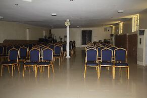 Bestway Luxury Suites