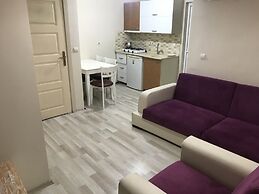 Karabina Eylül Apart