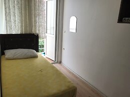 Karabina Eylül Apart