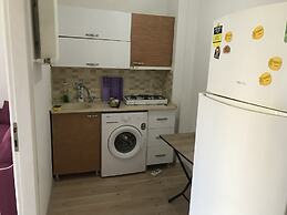 Karabina Eylül Apart