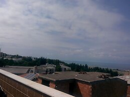 Karabina Eylül Apart