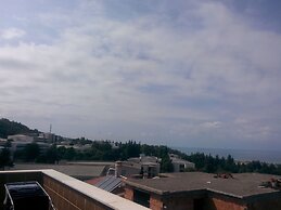 Karabina Eylül Apart