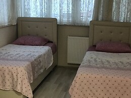 Karabina Eylül Apart