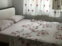 Karabina Eylül Apart