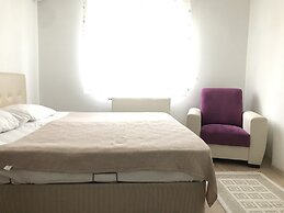 Karabina Eylül Apart