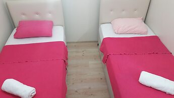 Karabina Eylül Apart