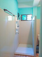 Chomlay Restaurant & Room for Rent