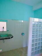 Chomlay Restaurant & Room for Rent