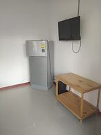 Chomlay Restaurant & Room for Rent