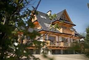 Villa 11 Folk & Design