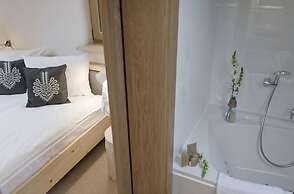 Villa 11 Folk & Design