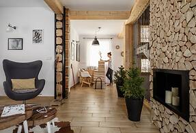 Villa 11 Folk & Design