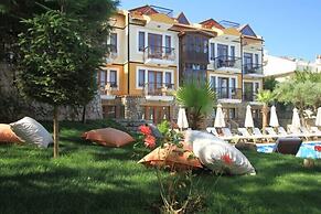 The Olive Tree Studios - Adults Only