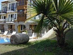 The Olive Tree Studios - Adults Only