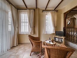 The Olive Tree Studios - Adults Only