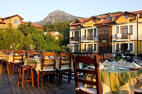 The Olive Tree Studios - Adults Only