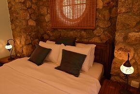 The Olive Tree Studios - Adults Only