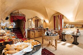 Alchymist Grand Hotel & Spa