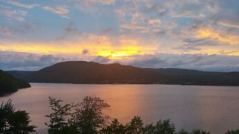 Knotty Pine Cottages