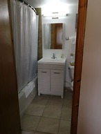 Knotty Pine Cottages