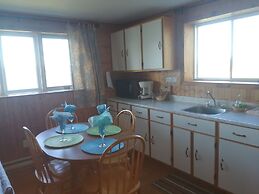 Knotty Pine Cottages