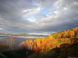 Knotty Pine Cottages