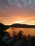 Knotty Pine Cottages