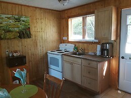 Knotty Pine Cottages