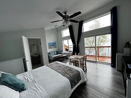 Knotty Pine Cottages