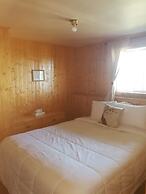 Knotty Pine Cottages