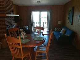 Knotty Pine Cottages