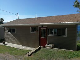 Knotty Pine Cottages